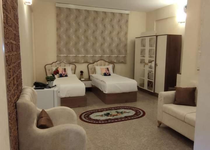 Italian House Hotel Багдад Экстерьер фото